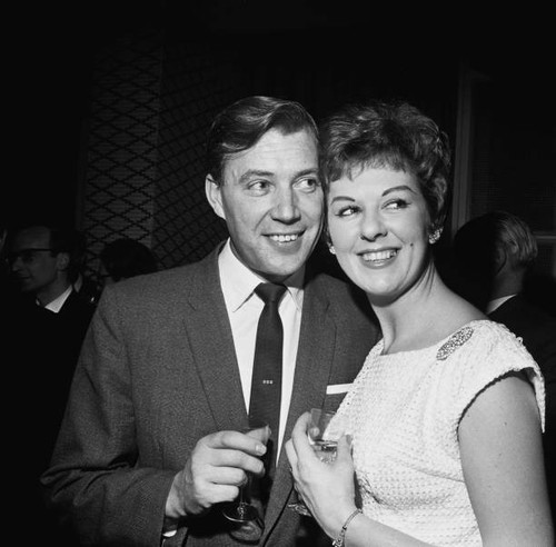Irish singer val doonican wife - irish,